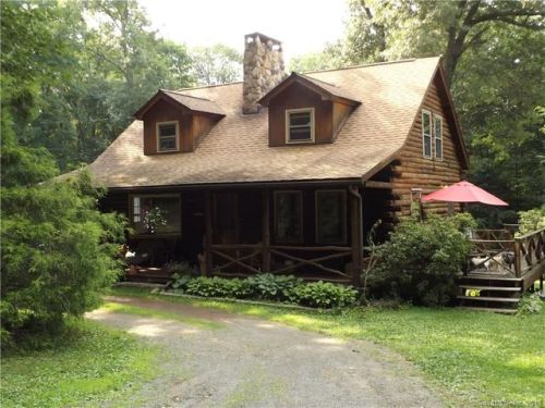 293 Main St, Bethlehem, CT 06751 exterior