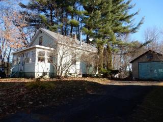 52 Eddy St, Orange, MA 01364 exterior