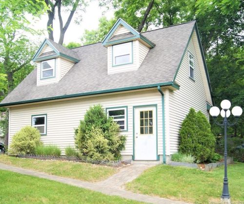 13 Tremont Ave, Bethel, CT 06801 exterior
