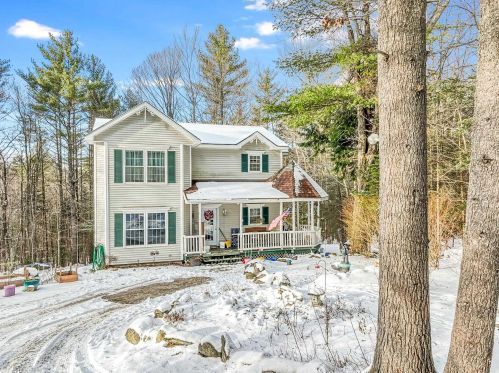 41 Coventry Dr, Sunapee, NH 03782 exterior