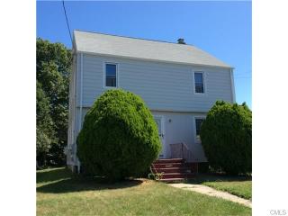 302 Barnum Terrace Ext, Stratford, CT 06614 exterior