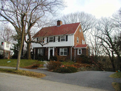 26 Kingston Rd, Newton, MA 02461 exterior