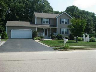 37 Ginger Trl, Coventry, RI 02816 exterior