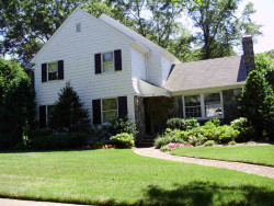 65 Hartman Rd, Newton, MA 02459 exterior