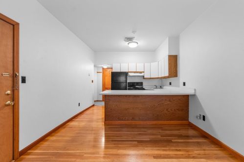 30 Clark St, Roxbury-Xing, MA 02109 exterior