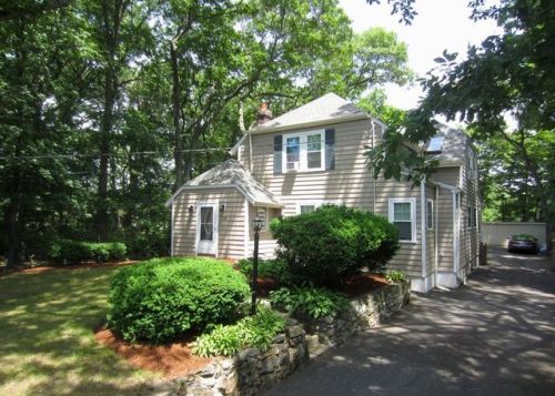 153 Ashcroft Rd, Medford, MA 02155 exterior