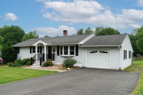 366 Contour Dr, Cheshire, CT 06410 exterior