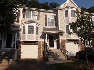 1702 Cypress Dr, Danbury, CT 06811 exterior