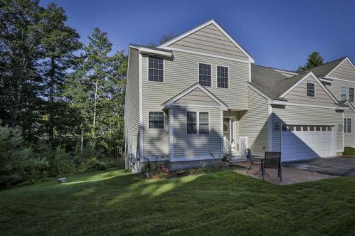 7 Terrell Ln, Hollis, NH exterior