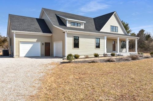 100 Old Farm Way, Charlestown, RI 02813 exterior