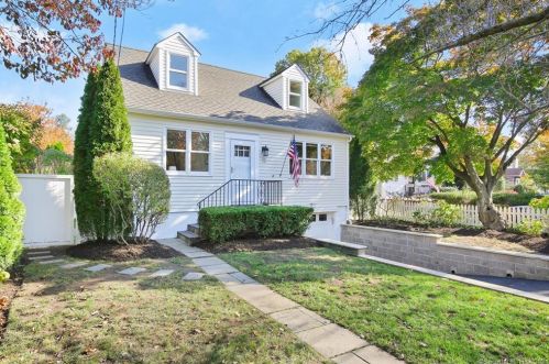 12 Cross St, Greenwich, CT 06831 exterior
