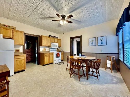 27 Madison St, New Britain, CT 06051 exterior