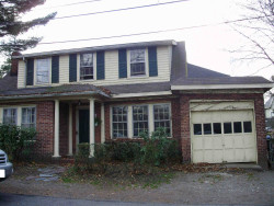 61 Bridges Ave, Newton, MA 02460 exterior