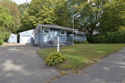 201 Scott Rd, Waterbury, CT 06705 exterior