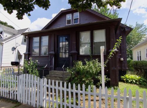 133 Littleton St, Springfield, MA 01104 exterior