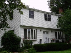 3 Carl St, Newton, MA 02461 exterior