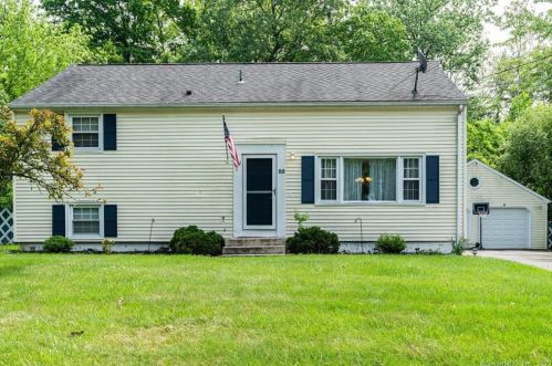 52 Pierson Dr, Wallingford, CT 06492 exterior