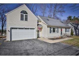 11 Pinehurst Ave, Nashua, NH 03062 exterior