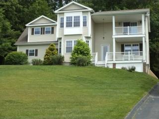 60 Scenic Rd, Montgomery, MA 01085 exterior