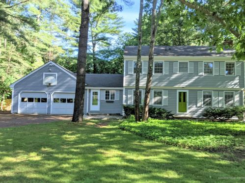 15 Colonial Dr, Brunswick, ME 04011 exterior