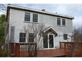 207 Pine Banks Rd, Putney, VT 05346 exterior