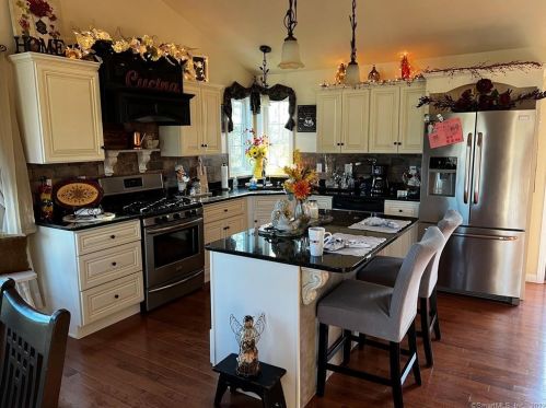61 Brookside Dr, Killingly, CT exterior