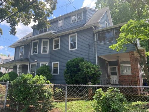 373 Wood Ave, Bridgeport, CT 06605 exterior