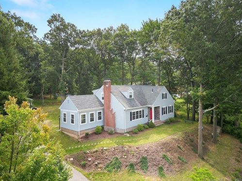 141 Ludlow Rd, Manchester, CT 06040 exterior