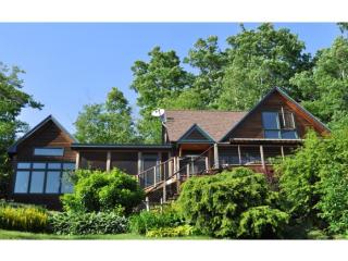 312 Farm Rd, Fayston, VT 05673 exterior