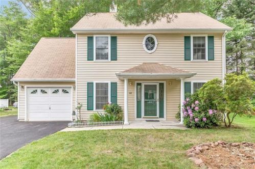 62 Fitch Meadow Ln, Wapping, CT 06074 exterior