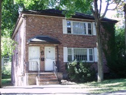 74 Woodbine St, Newton, MA 02466 exterior
