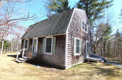 51 Garden Dr, Winterport, ME 04496 exterior