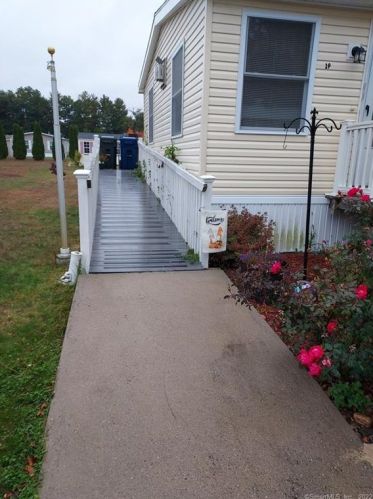 19 Haley Ln, North-Windham, CT 06256 exterior