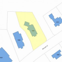 1585 Beacon St, Newton, MA 02468 plot plan