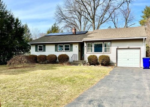 48 Maxwell Dr, Hartford, CT 06107 exterior