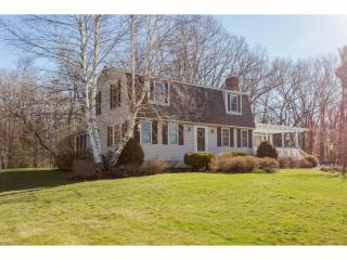 6 Scamman Rd, Stratham, NH 03885 exterior
