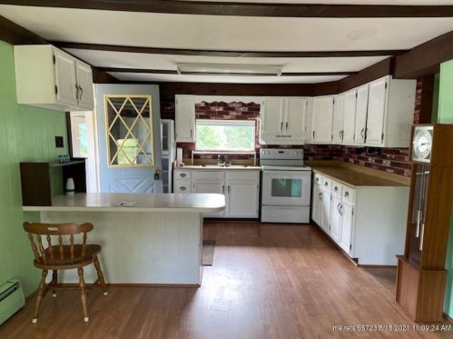 310 Isthmus Rd, Rumford, ME 04276 exterior