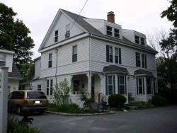 20 Webster Pl, Newton, MA 02465 exterior