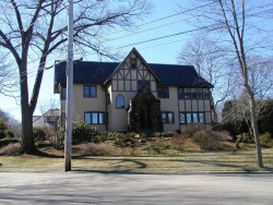 249 Highland St, Newton, MA 02465 exterior