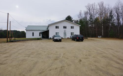 135 Rumford Rd, Rumford, ME 04276 exterior