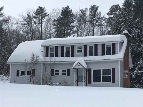 272 Bliss Pond Rd, Calais, VT 05648 exterior