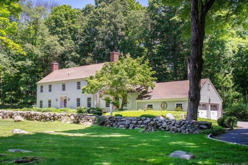 11 Red Oak Ln, Ridgefield, CT 06877 exterior