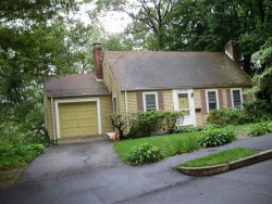 78 Roundwood Rd, Newton, MA 02464 exterior
