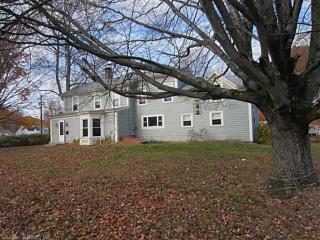 207 Cutlery Ave, Meriden, CT 06451 exterior