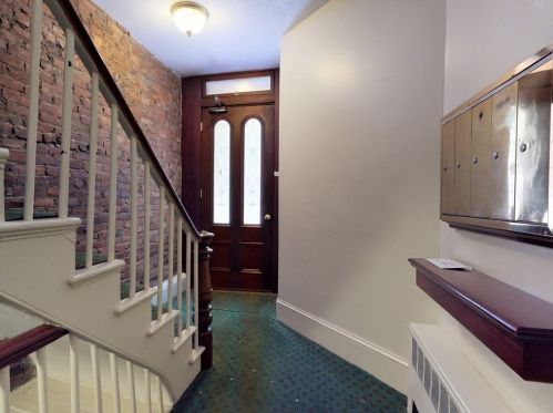37 Lawrence St, Roxbury-Xing, MA 02116 exterior