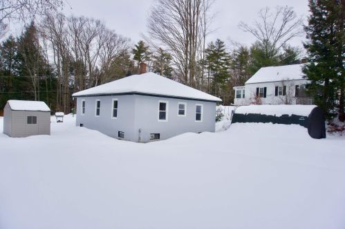 274 Maple Ave, Claremont, NH 03743 exterior