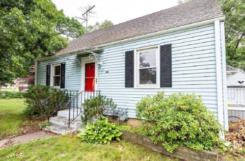 140 Middle Tpke, Manchester, CT 06040 exterior