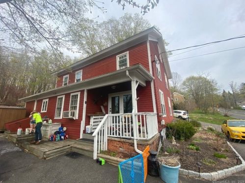 788 Main St, Plymouth, CT 06782 exterior