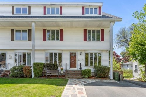 42 Martin Ave, North-Andover, MA 01845 exterior