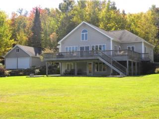 25 Leland Ln, Glover, VT 05822 exterior